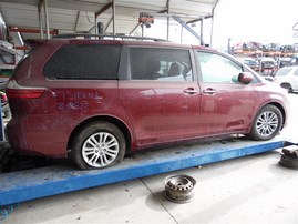 2017 TOYOTA SIENNA XLE RED 3.5 AT 2WD Z19822